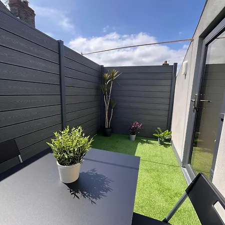 En-suite Triple Near Croke Park - 1