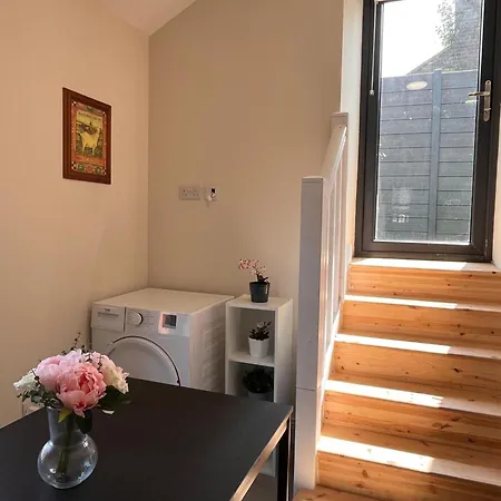 בית הארחה En-suite Triple Near Croke Park - 1 *