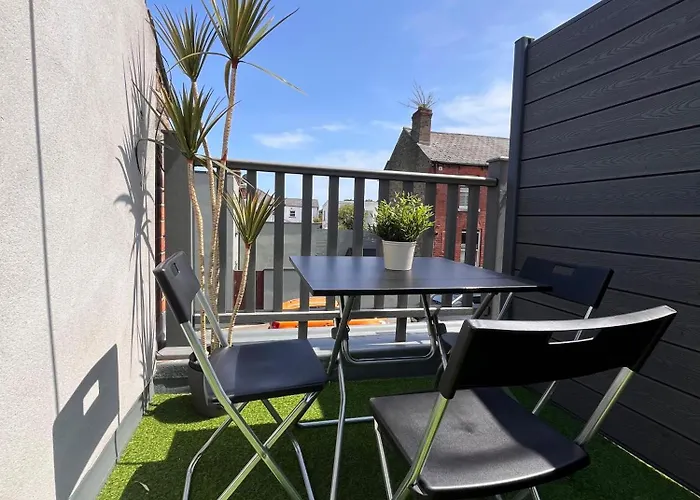 En-suite Triple Near Croke Park - 1 3* Dublin