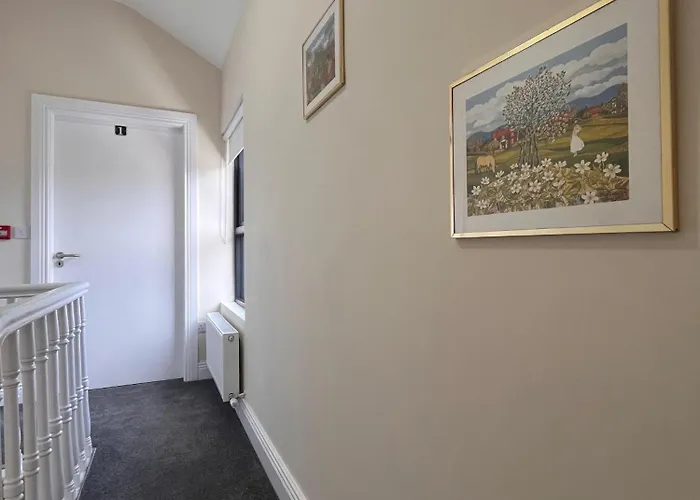 En-suite Triple Near Croke Park - 1 Gæstehus Dublin