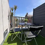 En-suite Triple Near Croke Park - 1 3* Dublin